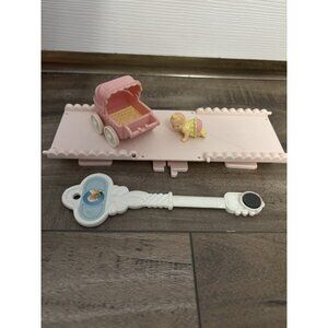 Vintage 1988 Fisher Price #5204 Precious Places Baby Amanda, Complete